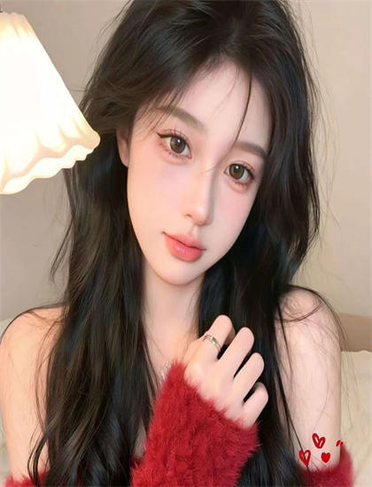 《再无明月照平安》与当代文化：细节的精心设计与隐藏寓意 探索文化表达的多种形式